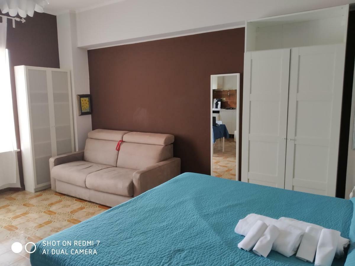 B&B Residenza Leonardo Falconara Marittima Dış mekan fotoğraf